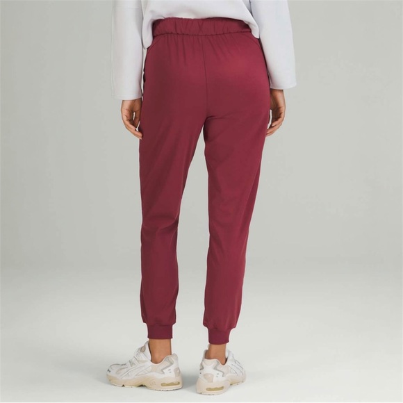 Lululemon Stretch High-Rise Jogger *Shorter Length•Mulled Wine🍷 - Picture 2 of 16